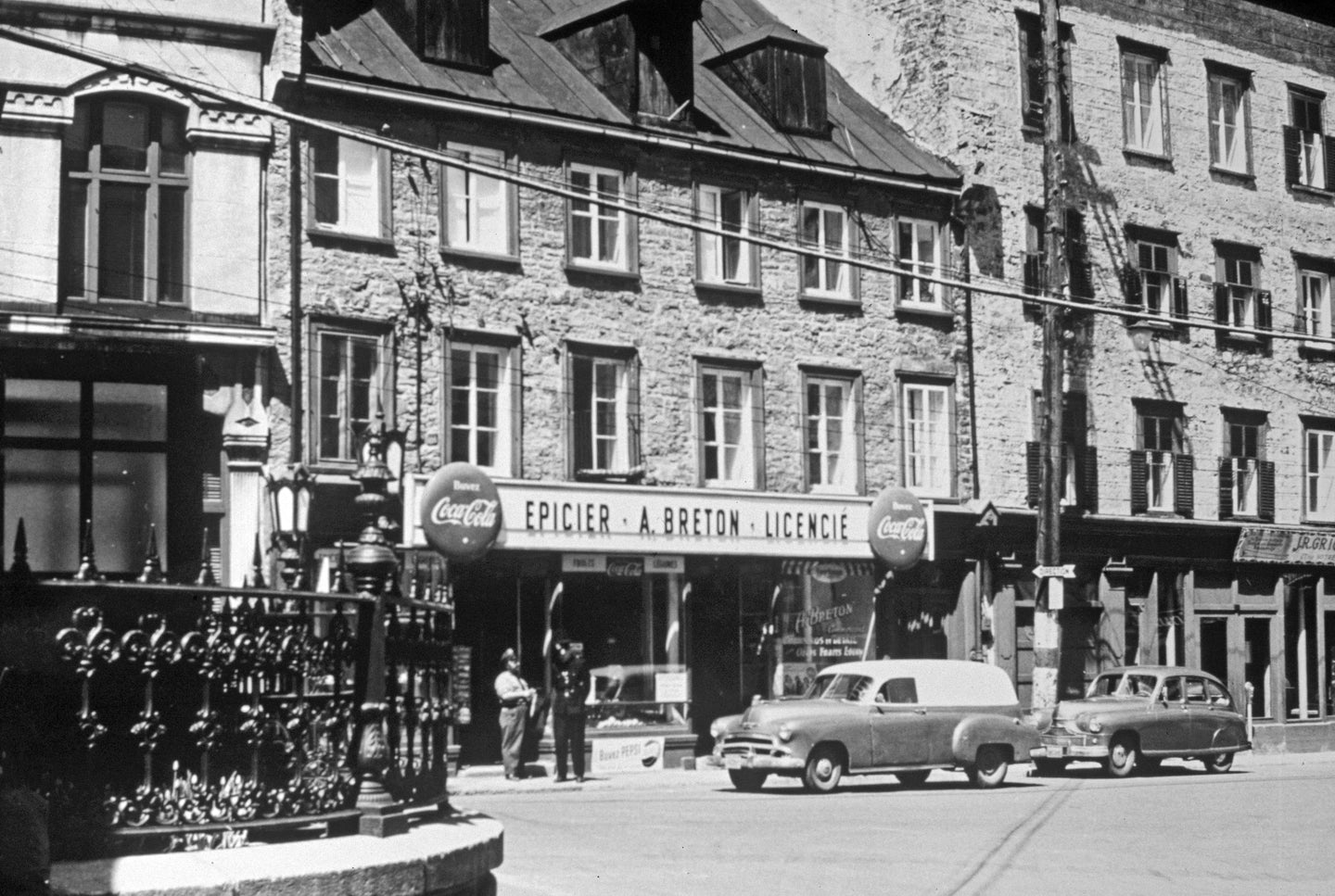 Histoire Place Royale - Smith Café